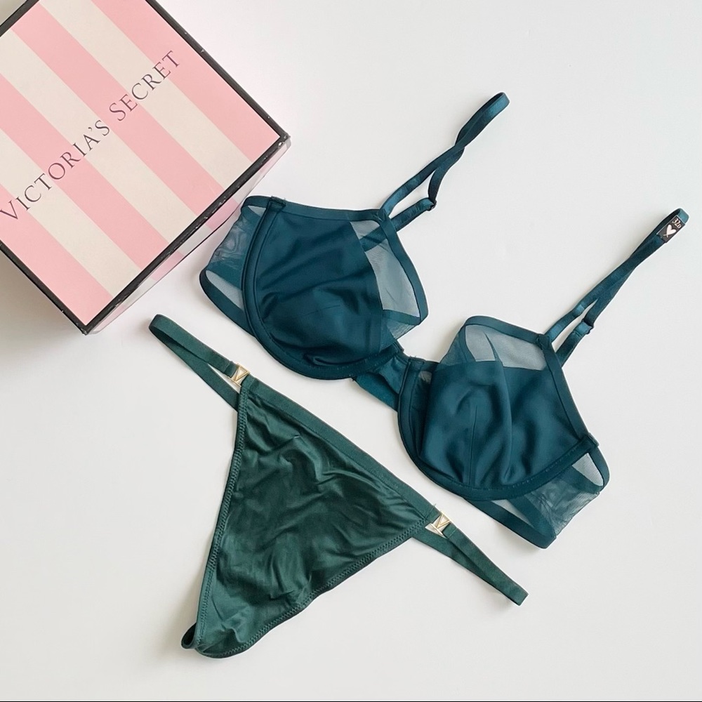 32D MEDIUM Victoria’s Secret green bra set